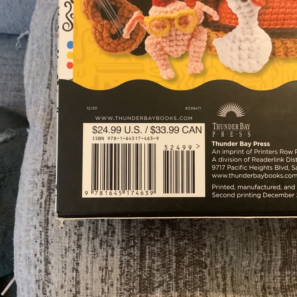 “Friends” Crochet Kit - Picture 3 of 6